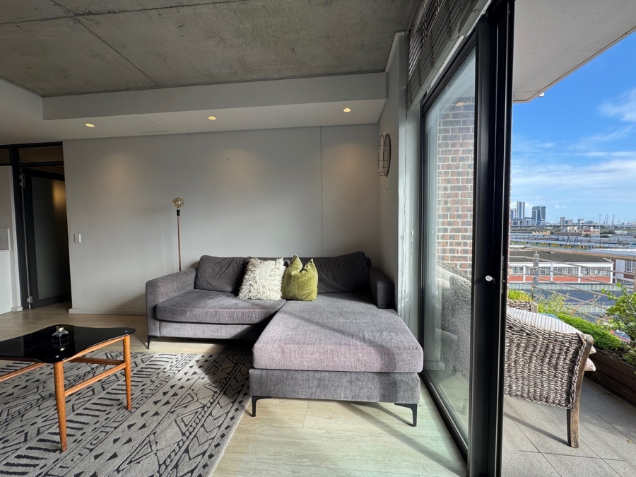To Let 1 Bedroom Property for Rent in Woodstock Western Cape
